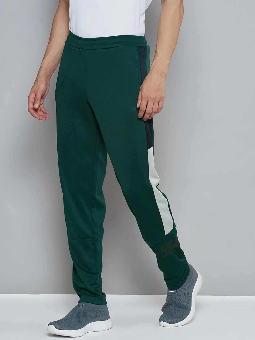 Alcis Men Green Solid Slim Fit Running Track Pants