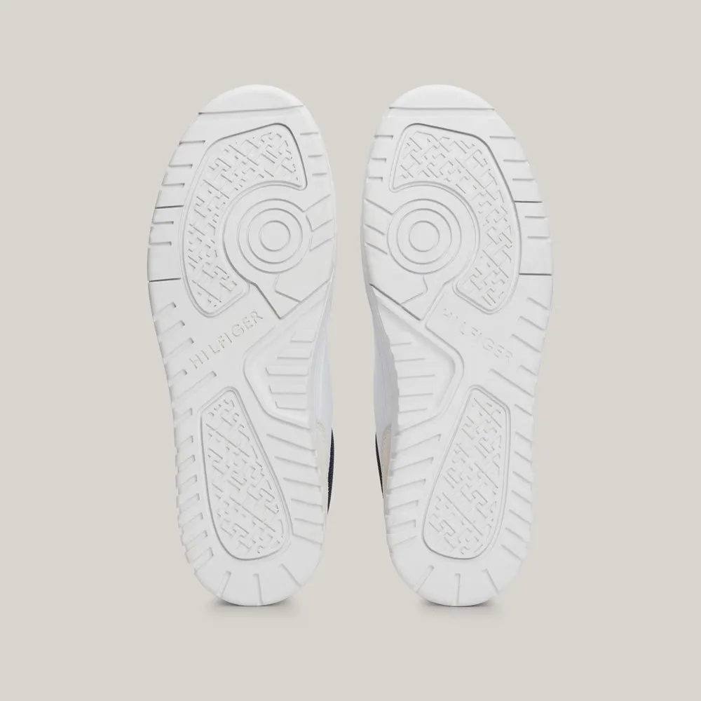 Basket Core Sneaker - White