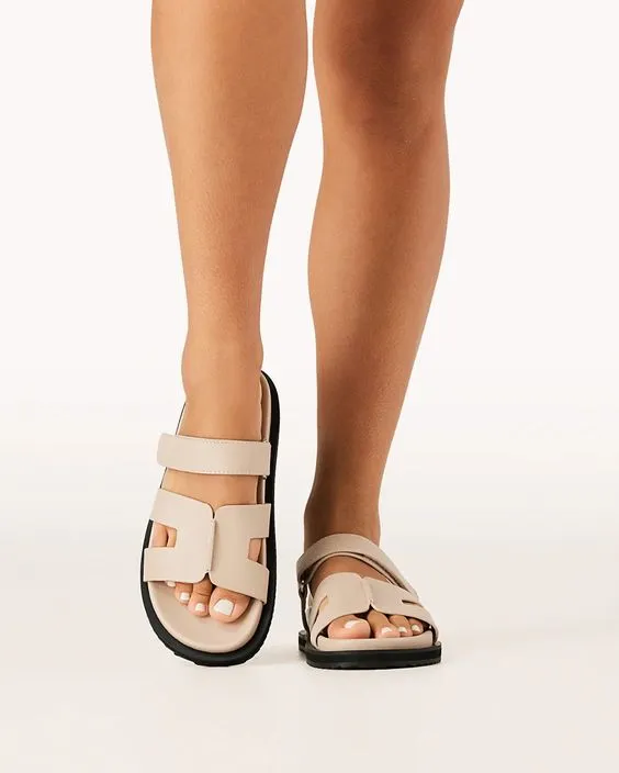 BILLINI- WOMEN'S THEON SANDAL