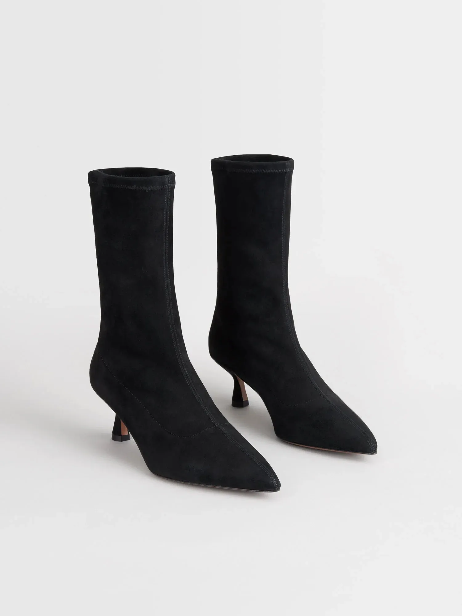 Cerone Suede Stretch