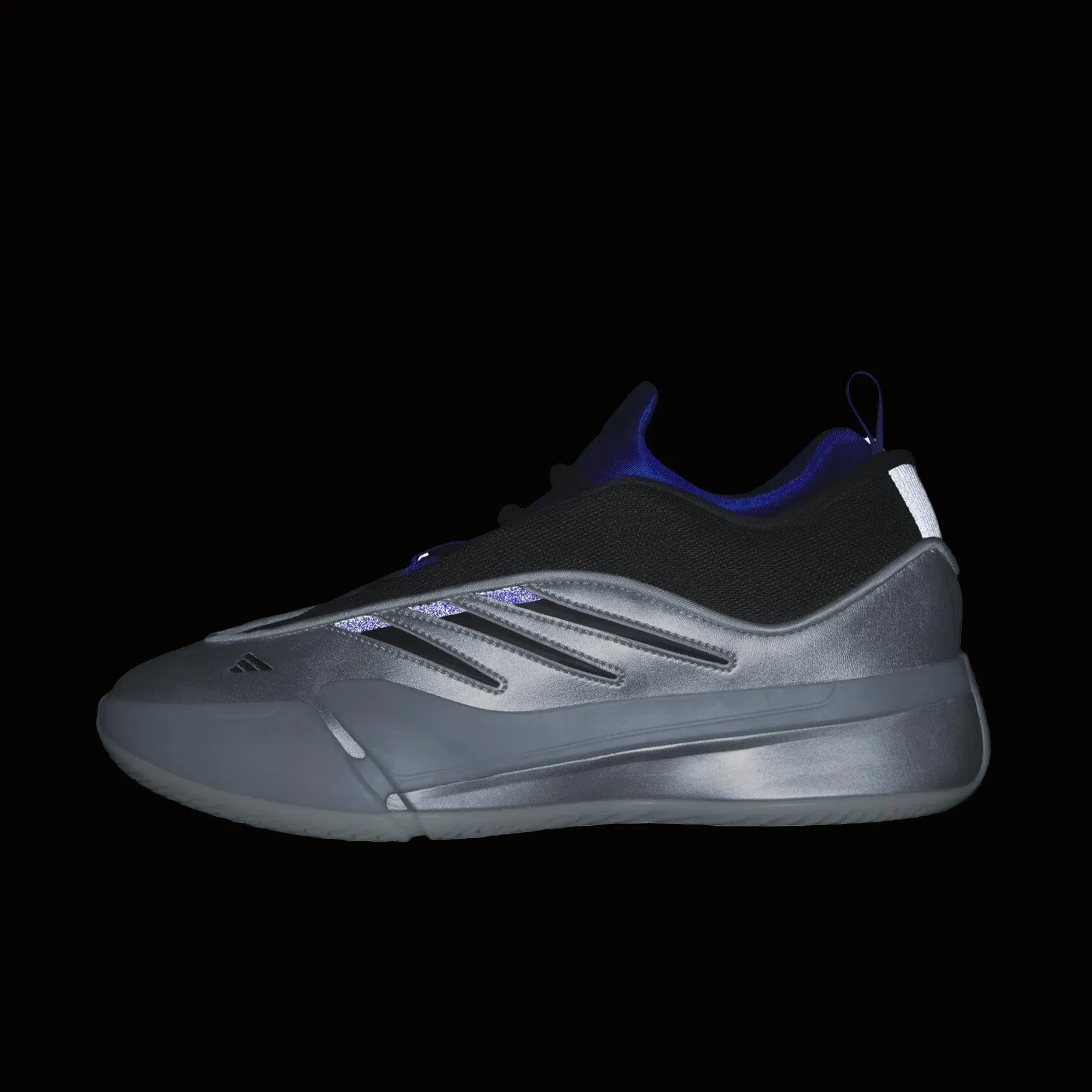 Dame 9 - Silver Metallic/Core Black/Lucid Blue