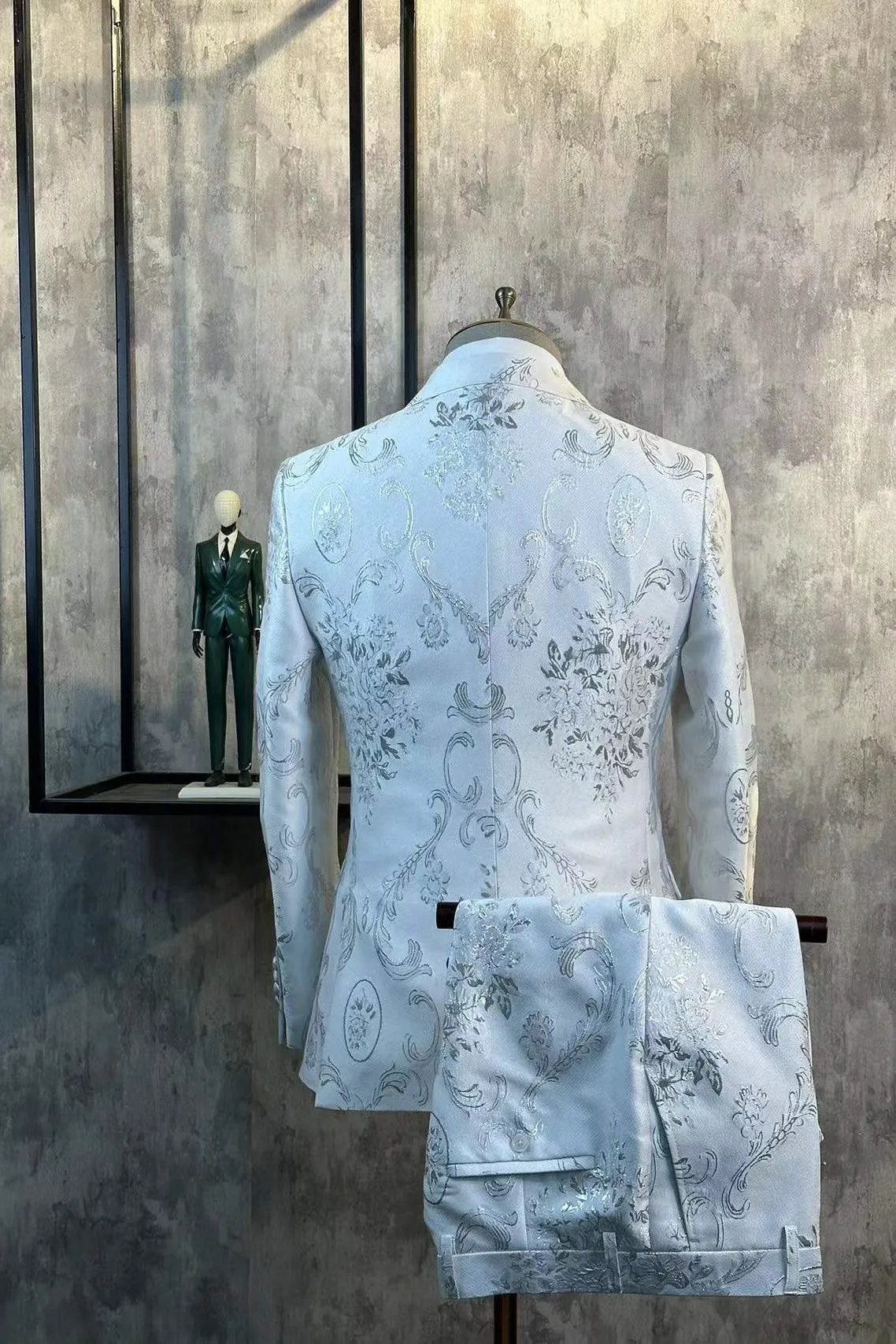 Double-Breasted Double-Slit Embossed Jacquard Casual Suit