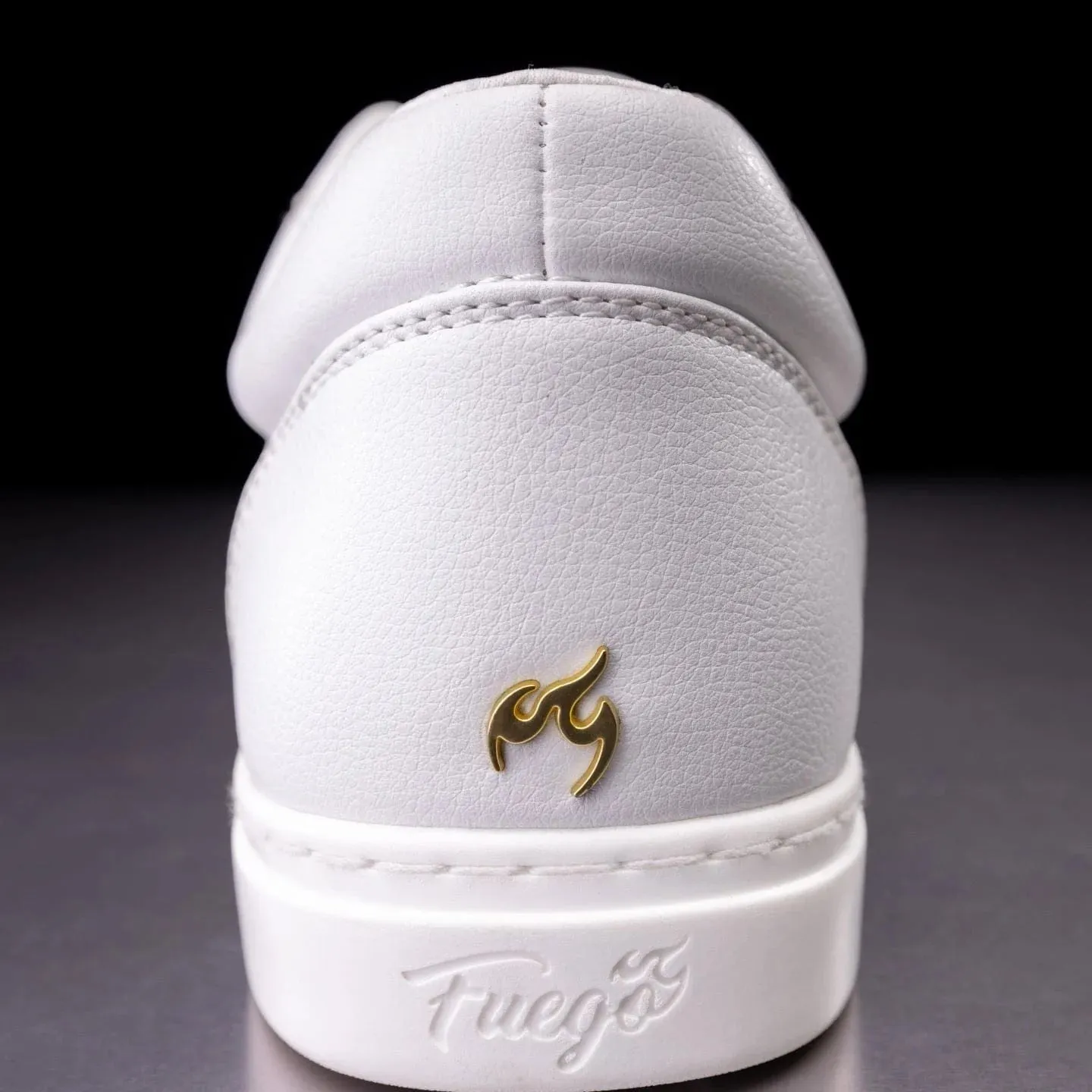 FUEGO LOW Top Dancesneaker
