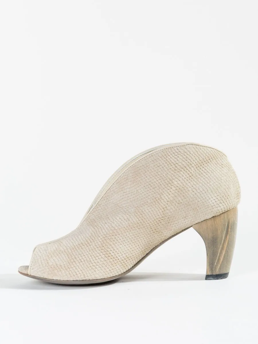 geneva boot - beige faux snake
