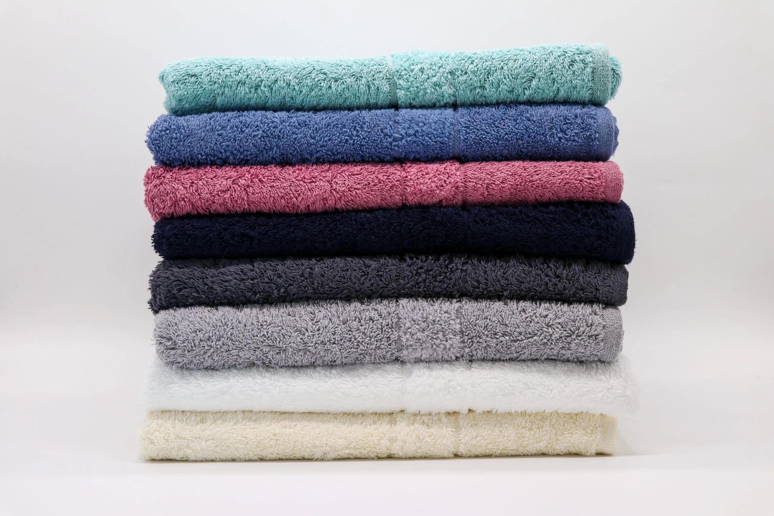 Glodina Marathon Platinum Blush Towel 610gsm