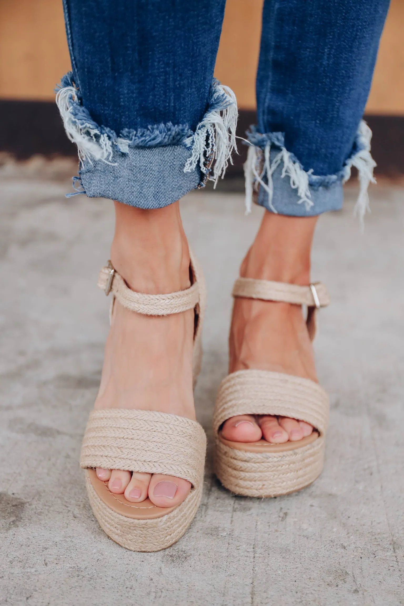 Jute One Band Block Heel - Lt Tan