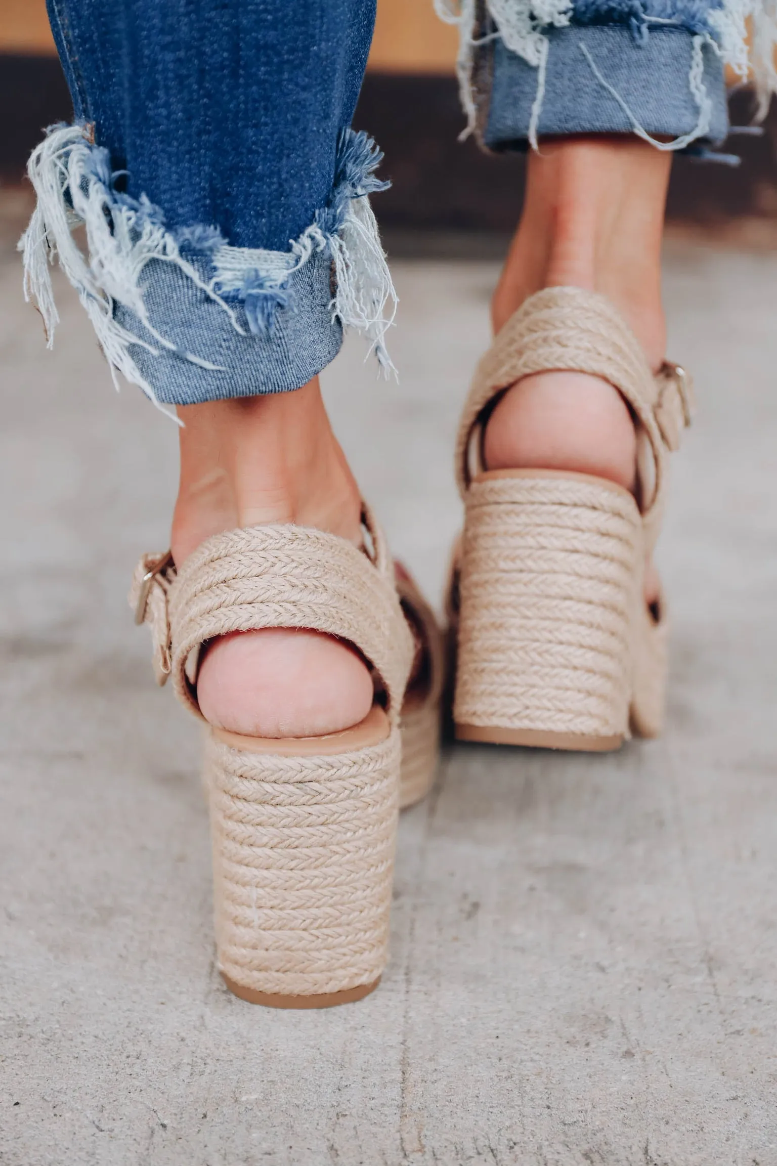 Jute One Band Block Heel - Lt Tan