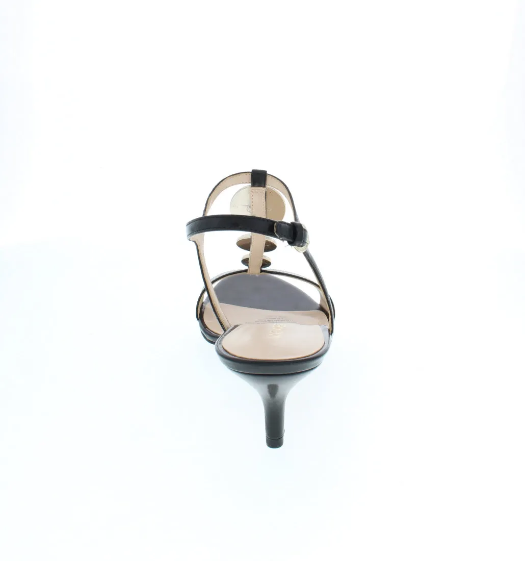 LA OPEN TOE MEDALLION "T" STRAP LOW HEEL