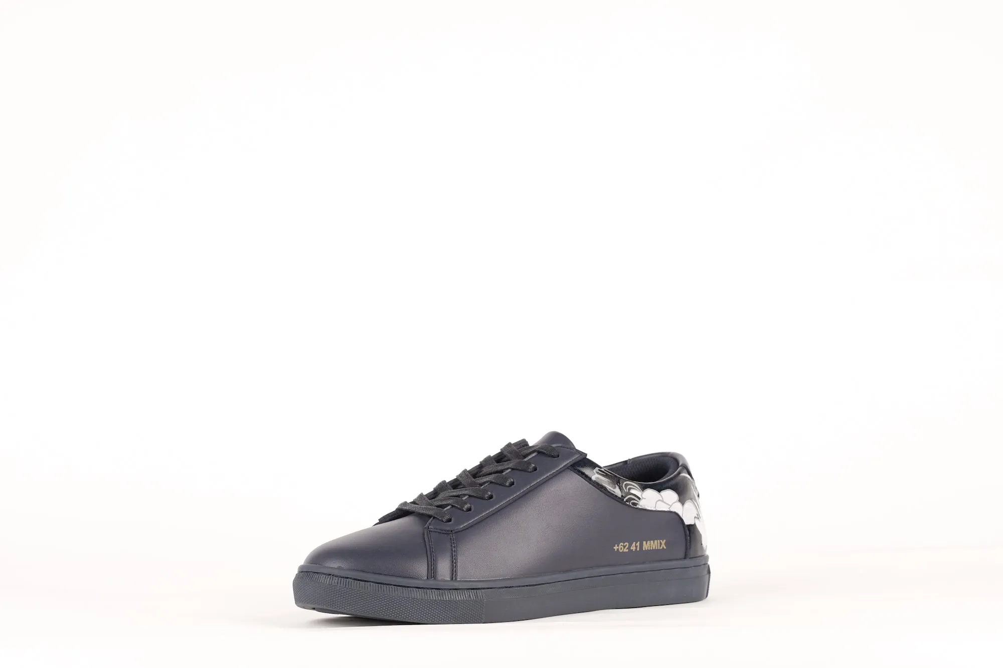 LAH-01 x DEBBY DBAY | JALAK BALI NAVY | MEN [LIMITED EDITION]