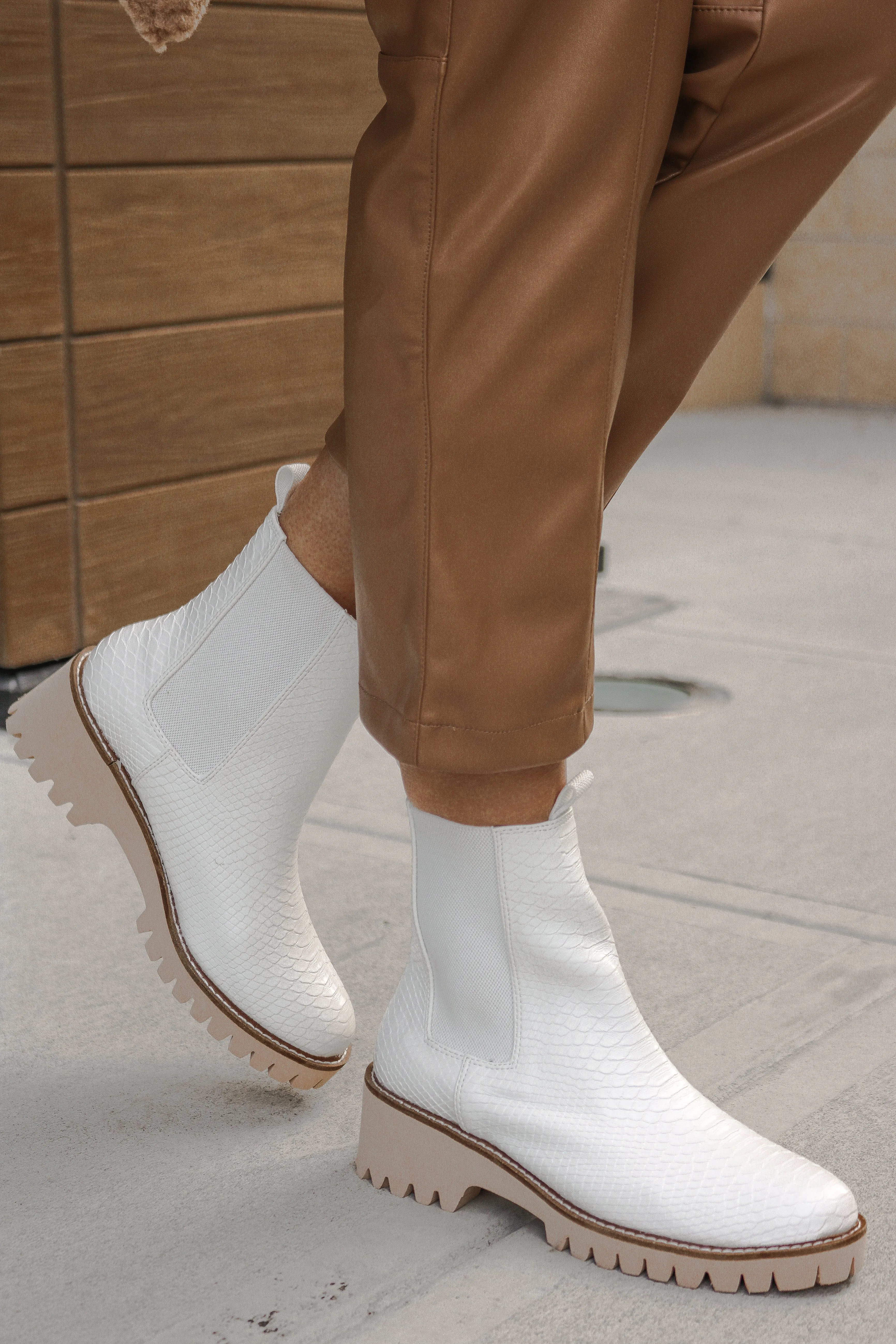 Matisse: Chase Boot in White