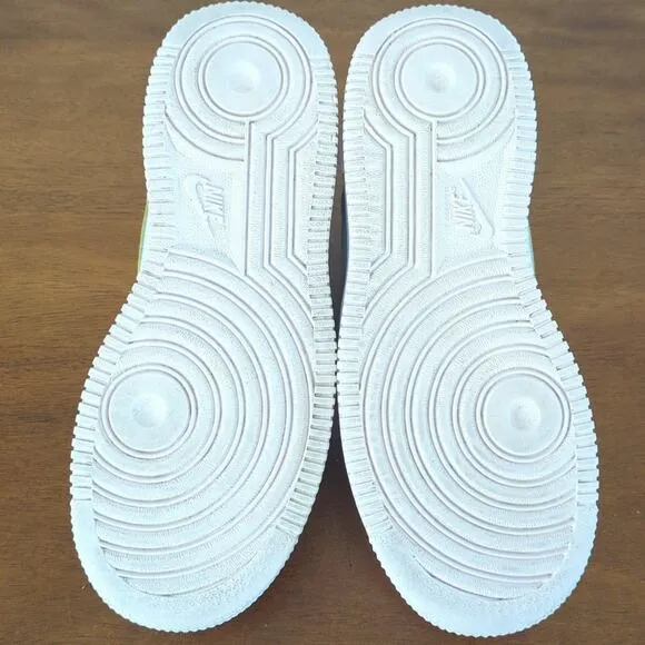 Nike Air Force 1 GS trainers girls kids 2Y