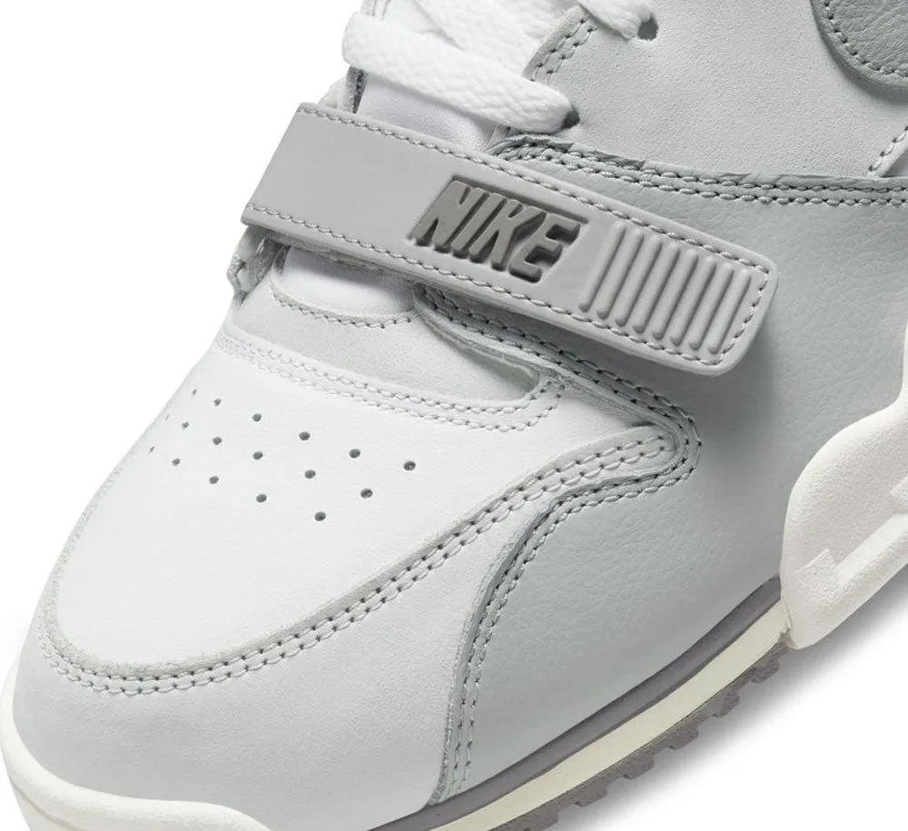 NIKE AIR TRAINER 1