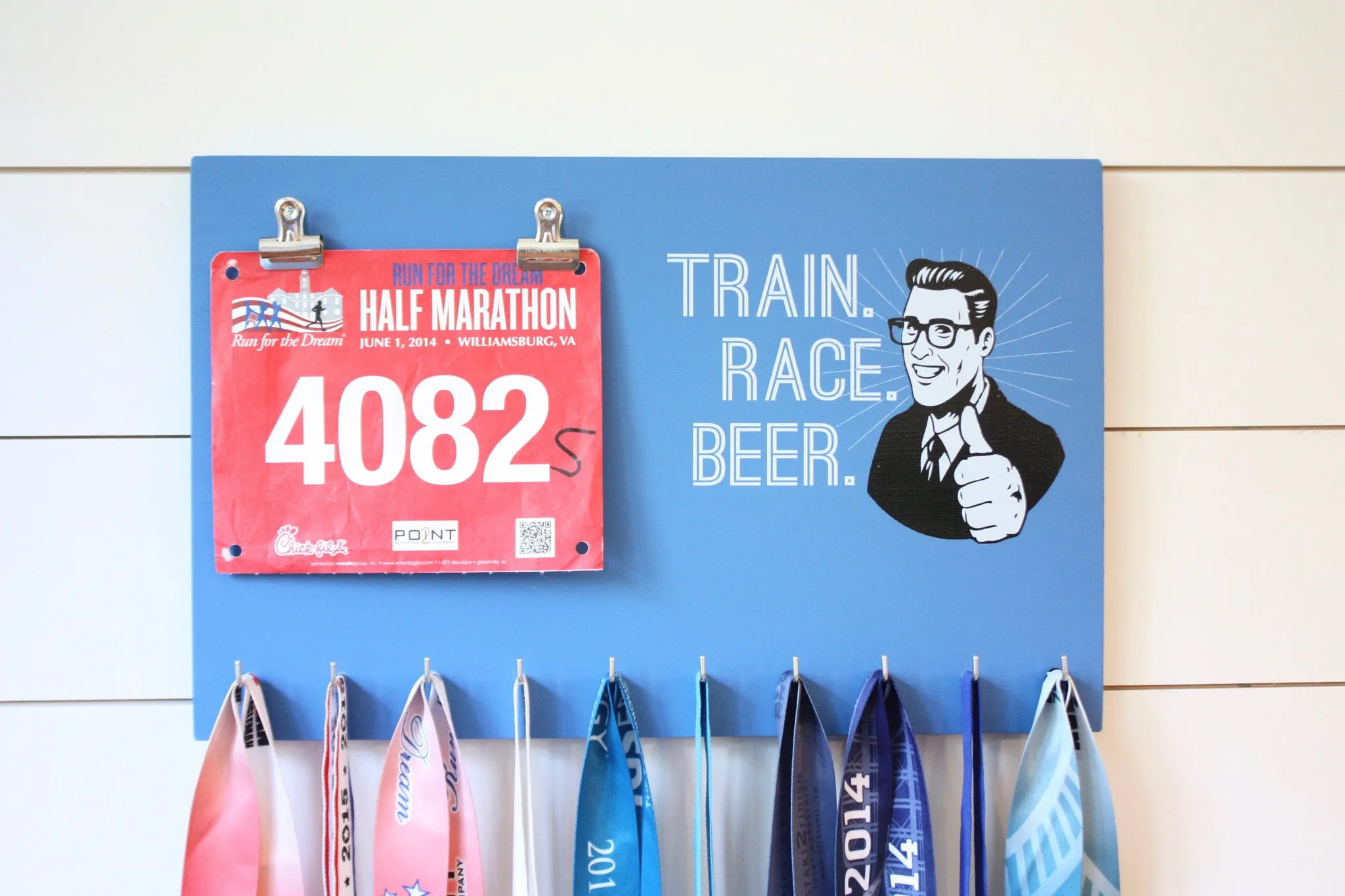 Race Bib & Medal Holder - Train Race Beer