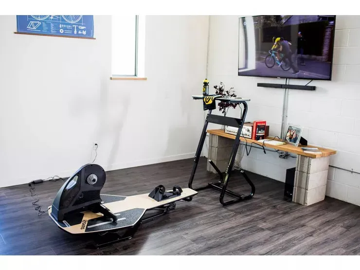 Saris MP1 Nfinity Platform / Indoor Trainer Motion Simulator