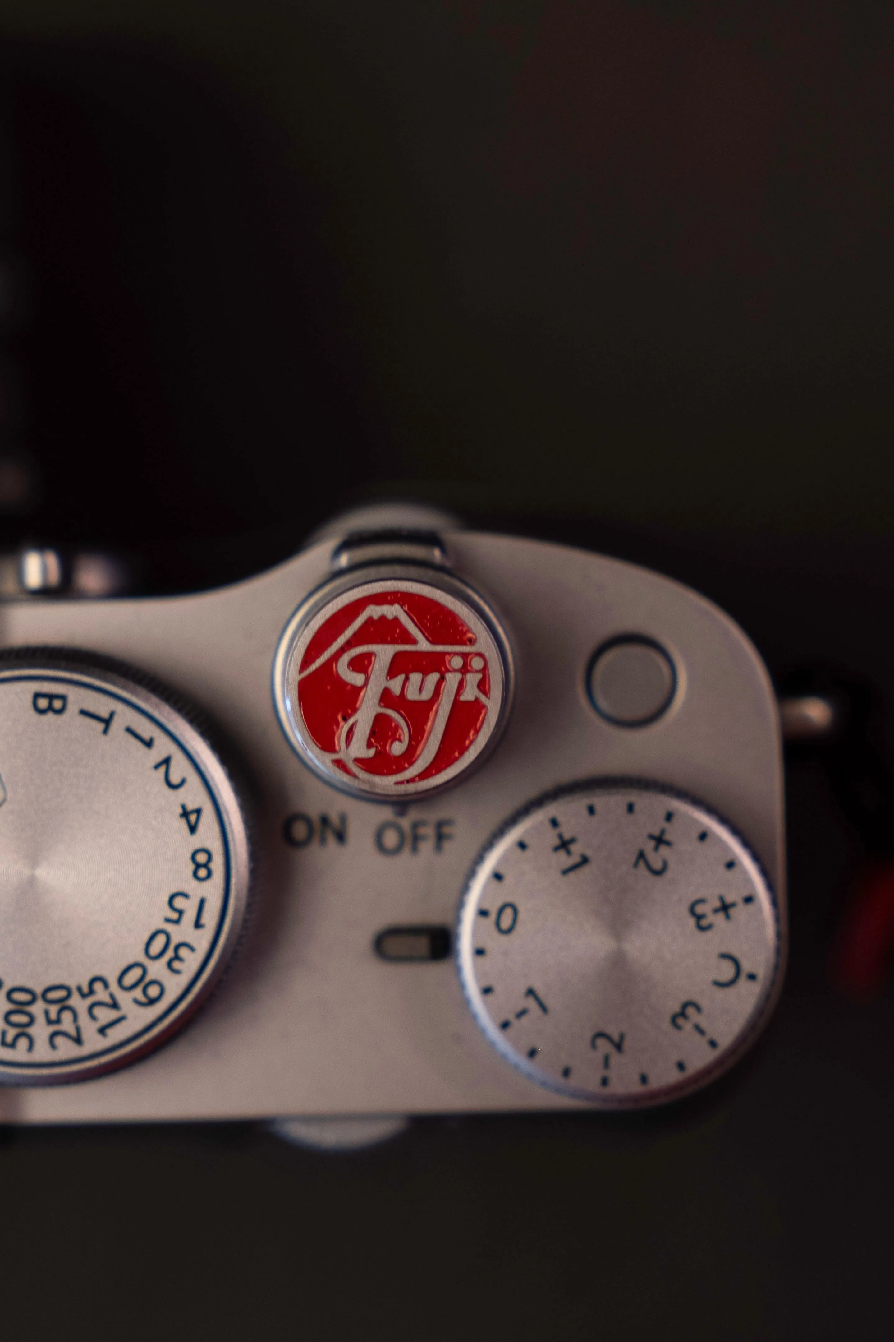 Silver Red Fuji Soft Release Button