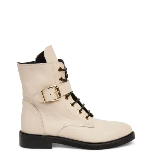 Sonya Boot