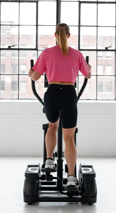 TRUE LAUNCH SERIES ELLIPTICAL W/ UNITE 10 CONSOLE