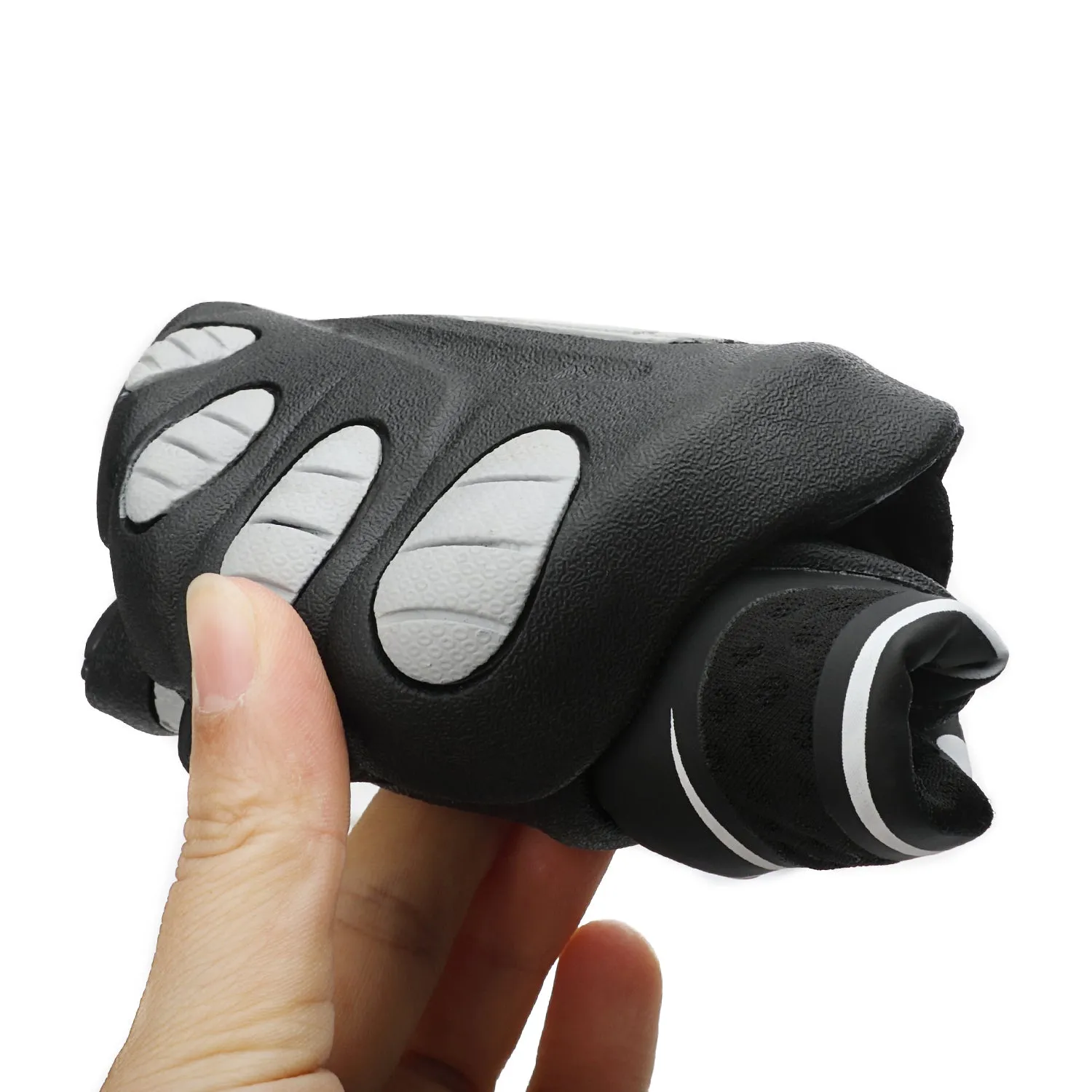 Women's cycling shoes with thin soles