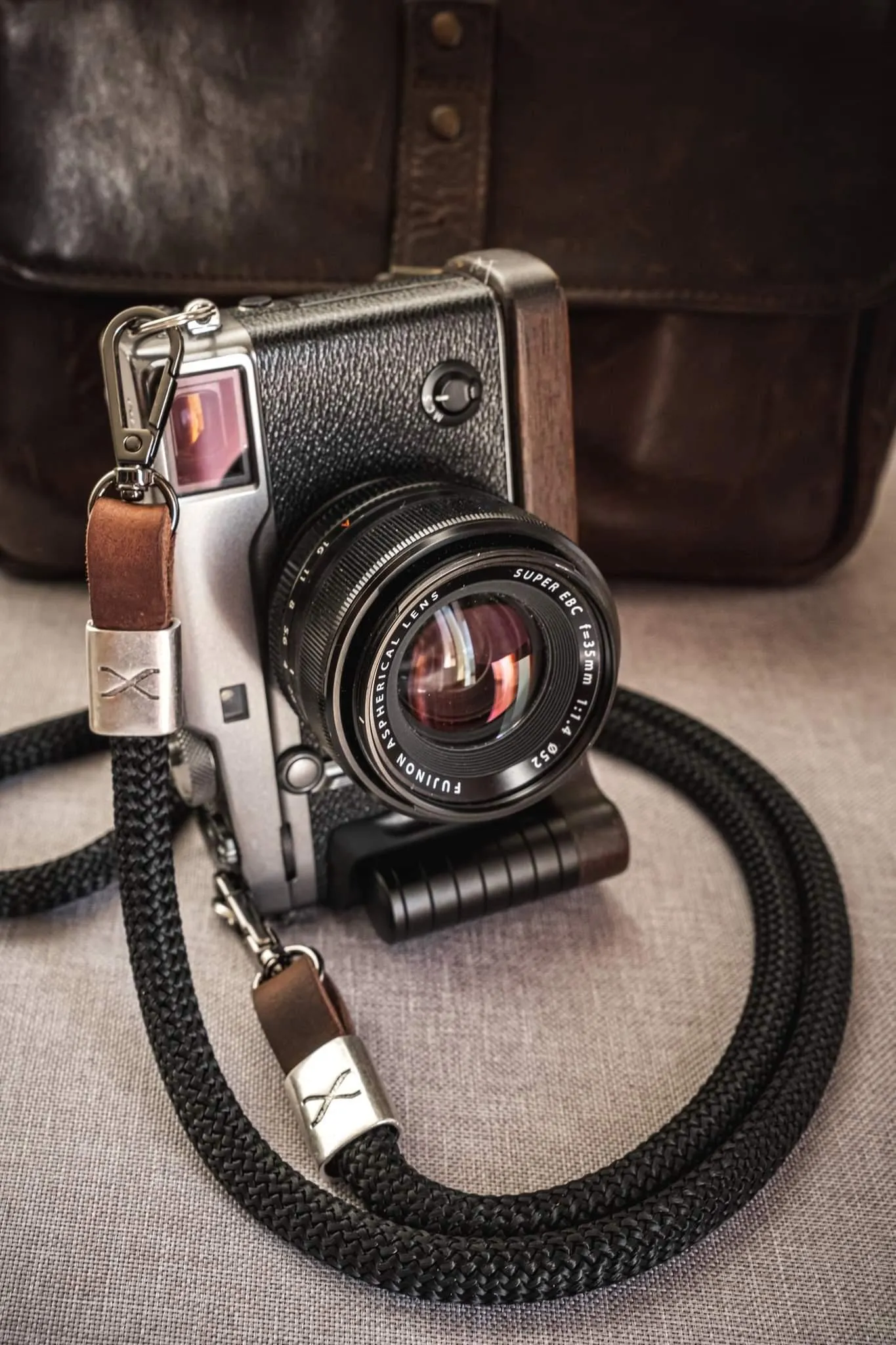 X  Black - Dark Brown Leather Camera Strap - Silver X