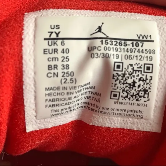 Youth Nike Air Jordan 12 Retro Fiba 130690-107 2019 White Red Metallic Gold